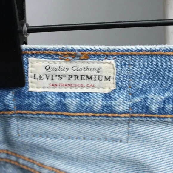 Levi's 501 High Rise Embellished Asteroid Studs Light Wash Cutoff Shorts sz 24 - Picture 3 of 10